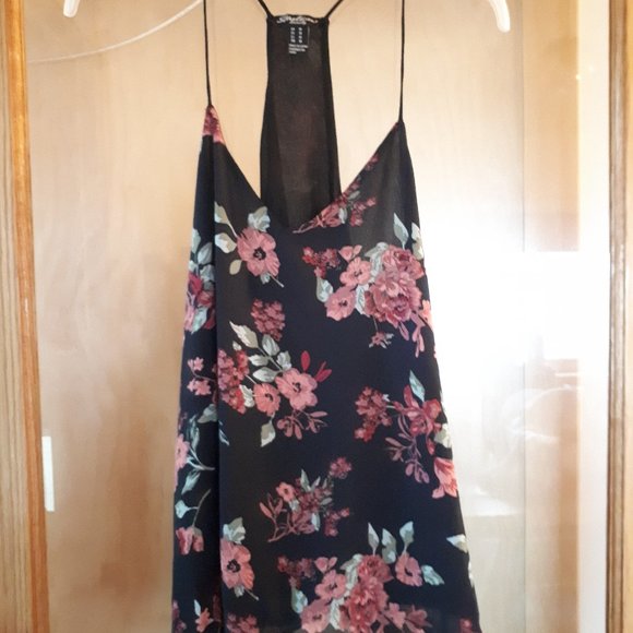 Streetwear Society Spaghetti Racerback V-Neck Floral Blouse - Medium - Black - Picture 3 of 6